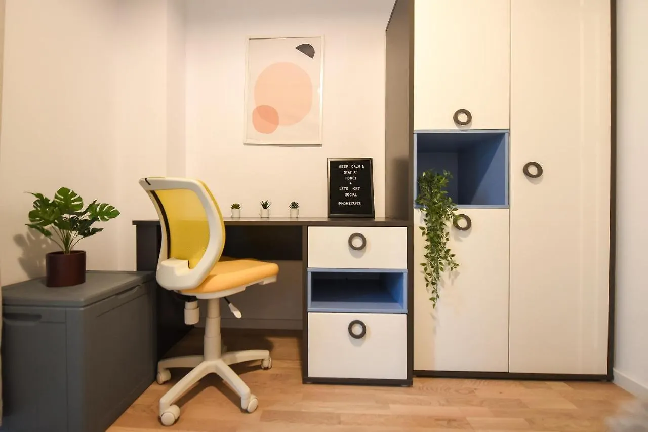 Vacation Feel - 2Br Apartment With Terrace & Private Parking In Baneasa Bukarest Rumænien